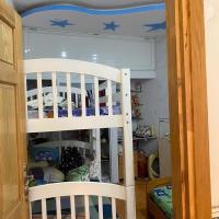 Bán nhà hẻm đường số 9, Trường Thọ,Thủ Đức, TP HCM. DT 80m2, cấp 4, SHR . Giá 5,05 tỷ.