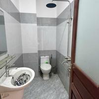 Bán nhà hẻm ngay chợ liên khu 5-6, Bình Hưng Hòa B dt 68m2 , 3 lầu , 4pn, 5wc giá 5,7 tỷ