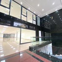 Cho Thuê Tòa Văn Phòng 9 Tầng MP Hoàng Ngân. DT 210m2.MT 12.15m.Vị Trí Lô Góc. Giá 400tr/th