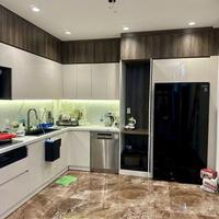 phố ngọc hà DT 48m x 5 tầng 18 tỷ.ô tô đỗ cửa,dân xây mới,ngõ thông