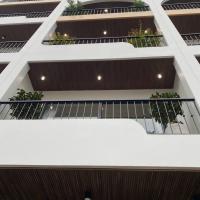 BÁN NHÀ BÁT KHỐI – LONG BIÊN - 7 TẦNG – GARA 2 Ô TÔ – NHÀ ĐẸP Ở NGAY