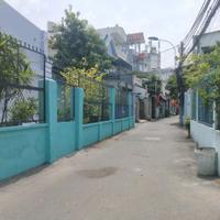 NHÀ 2 TẦNG– GẦN CĐ CÔNG THƯƠNG, Q.9 (CŨ) – 121M² (5 x 24) – 2 TẦNG – 5PN 2WC – HẺM ÔTÔ – THOÁNG