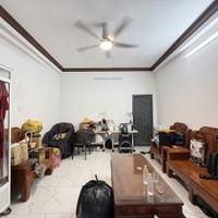 NHÀ 2 TẦNG– GẦN CĐ CÔNG THƯƠNG, Q.9 (CŨ) – 121M² (5 x 24) – 2 TẦNG – 5PN 2WC – HẺM ÔTÔ – THOÁNG