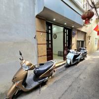 Cho thuê gấp nhà nguyên căn phố Văn Cao 25m2 4tầng 8.5tr/tháng gần Hồ Tây