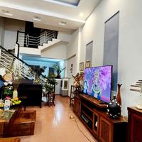 Cần bán gấp nhà liền kề,khu vực trung tâm mới Thành Phố Huế