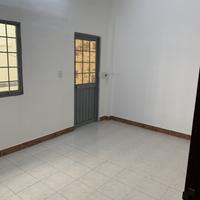 Cho thuê nhà nguyên căn ngay chợ Hoàng Hoa Thám