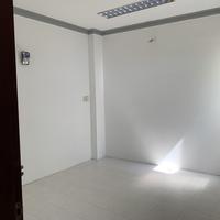 Cho thuê nhà nguyên căn ngay chợ Hoàng Hoa Thám