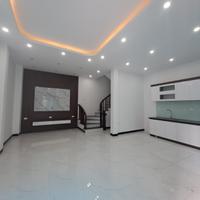 Bán nhà Vĩnh Ninh Thanh Trì – 52m² – 2 tầng – 2 phòng ngủ – giá 5,1 tỷ