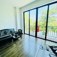 Bán nhà siêu đẹp mặt phố Bồ Đề- Lô Góc- View Hồ - 100m 7 tầng thang máy nhỉnh 29 tỷ(TL)