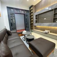 CĂN HIẾM KHU VỰC BỒ ĐỀ – 5 PN x 40m² × 5 tầng.