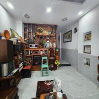 Cần Bán nhà 4 Tầng Trung tâm Quận 7, hẻm xe tải.