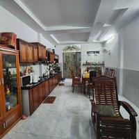 Cần Bán nhà 4 Tầng Trung tâm Quận 7, hẻm xe tải.