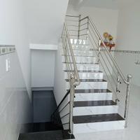 Bán nhà 1 trệt 2 lầu đường Nguyễn Tri Phương, LaGi giảm 60% 2.3 tỷ