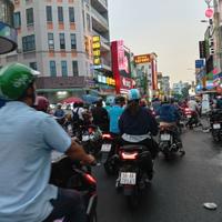 Bán nhà MTKD sầm uất ngày chợ Tân Hương, 4x17m, 5 tầng, 16 Tỷ