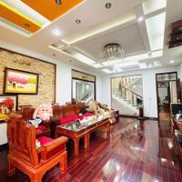 bán nhà mặt phố Lê đại hành - 4 tầng và giá 10,x tỷ, còn mới kinh daonh và ở tốt, gần ngã 4 lê quý