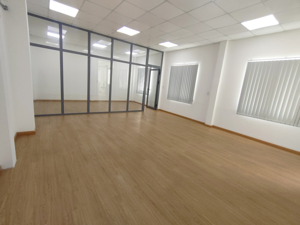 Cho thuê văn phòng diện tích 50m2- miễn phí tháng đầu tại tòa nhà HB Building, Gò Vấp