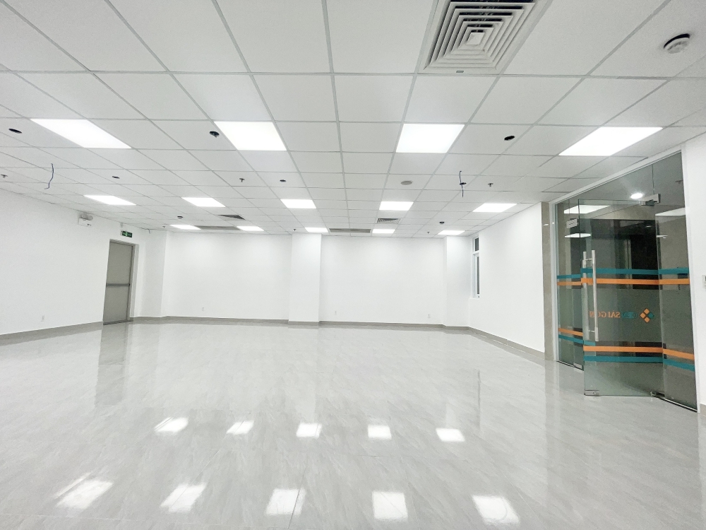 Cho thuê văn phòng mới đẹp sang trọng view kính sàn 60 - 215m2 trung tâm Quận 3