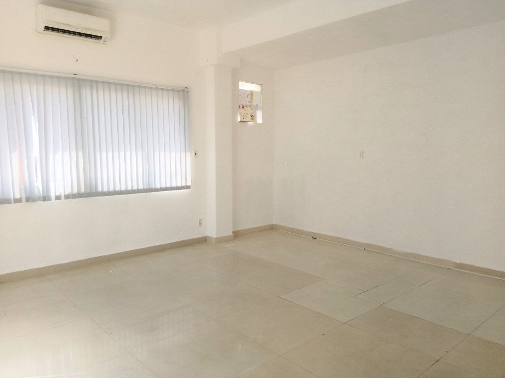 Văn phòng cho thuê sàn 30m2 đường Đinh Công Tráng, Quận 1