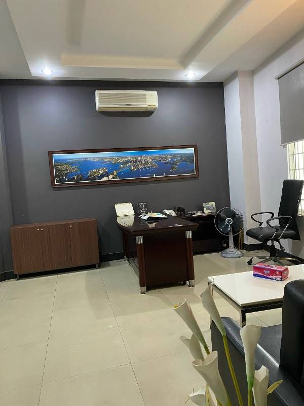Cho thuê văn phòng mặt tiền đường 3/2